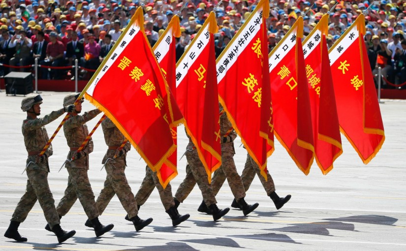 Chinese Soldiers Really Stupid... Cross Border To Hand Over Chocolates