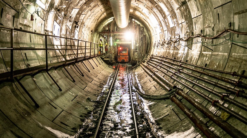 Mumbai's New Subway - Cutting Its Belly To Make It... An Engineering & Human Challenge