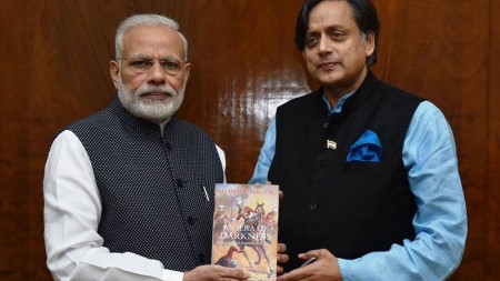 Shashi Tharoor Leader of Congress Party Finds Modi Living In Fantasy