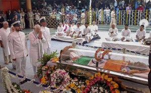 गोवा के मुख्यमंत्री मनोहर पर्रिकर के निधन से भाजपा कोर ग्रुप की बैठक स्थगित