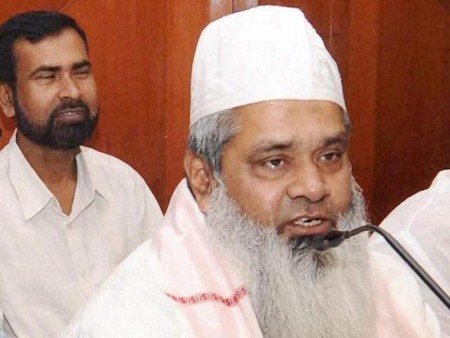 aiudf chief badruddin ajmal takes on pm says modi will sell chai and pakodas