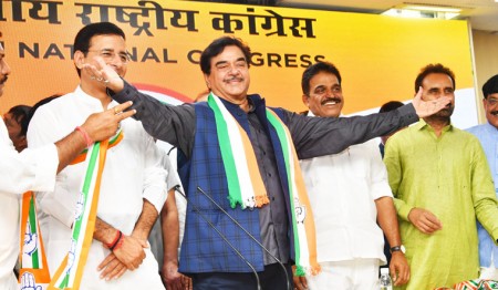 shatrughan sinha joins congress