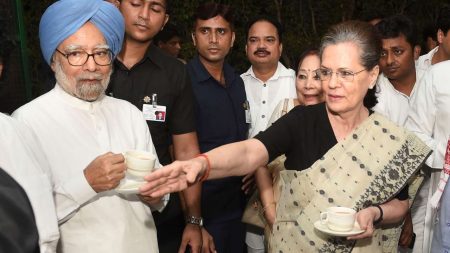 Ex PM Manmohan Singh’s Writes On Assistant Staff Reduced To Prime Minister Of India