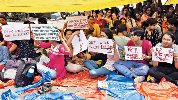 Protests erupt after intern doctor was attacked in Kolkata hospital