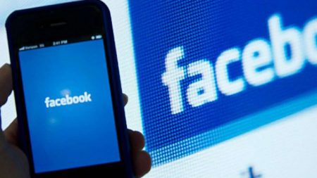 Facebook Authority And Kolkata Police Saved A Youth From Suicide