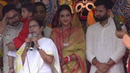 Nusrat Jahan attends Rath Yatra and spreads message of religious harmony