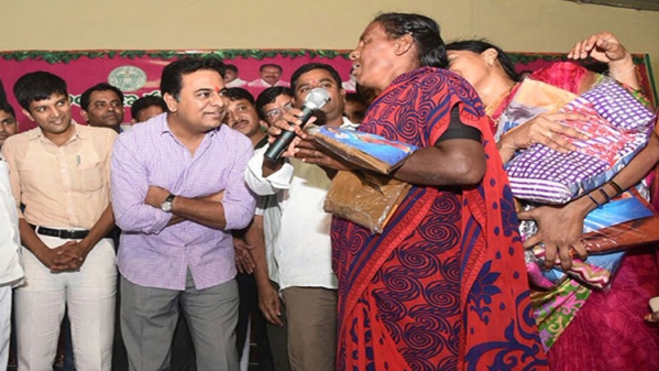 1 Crore Bathukamma Sarees To Be Distributed Among Women In Telangana