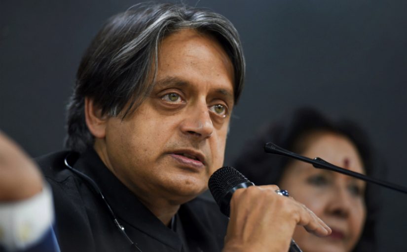 Kerala Congressmen confront Shashi Tharoor on defending PM Modi