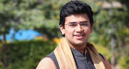 BJP Leader MP Tejasvi Surya Deprecate Kannada Activists Damages Hindi Banners