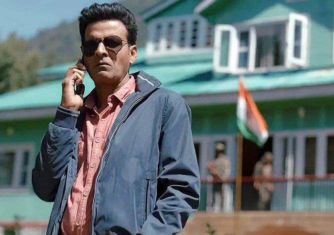 Manoj Bajpayee Acts As A Family Man: Bollywood