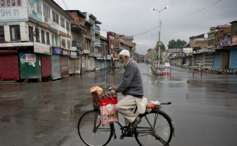 Kashmir Business Shut Down On Friday Including Transport