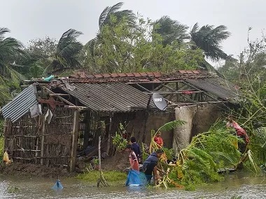 Bulbul Cyclone Headed Destroying West Bengal To Bangladesh