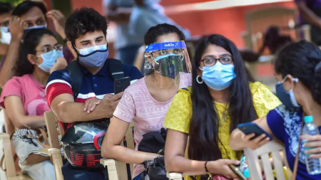 Centre Issues Second Dose SOP For Foreign - Bound Students, Professionals, Olympic Contingent