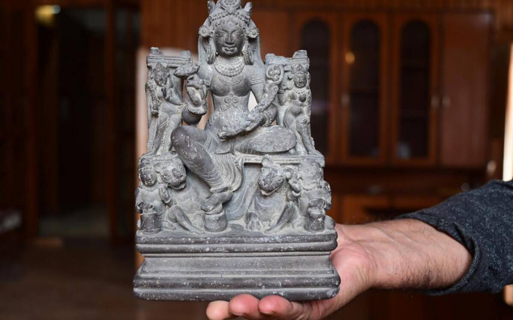 1,200 Year Old Black Stone Idol Of Goddess Durga Found In Jammu And Kashmir