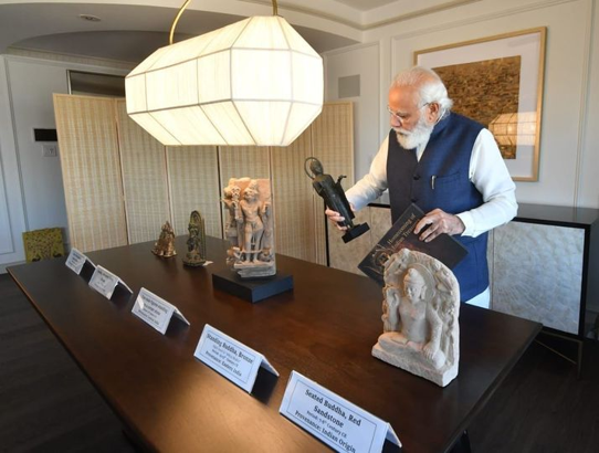 12th Century Nataraj To 2nd Century Vase: US Hands Over 157 Antiques To India