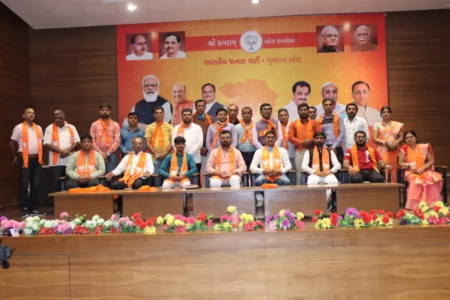 Gujarat: More Than 250 AAP Workers Join BJP Ahead Of 2022 State Assembly Elections