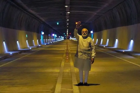 PM Modi Asks Ministries To Submit A List Of Infra Projects Delayed Due To Court And NGT Orders, Loss To Taxpayers: Report