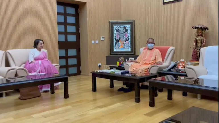 Actress Kangana Ranaut Meets UP CM Yogi Adityanath, To Be Brand Ambassador Of State's ODOP Scheme