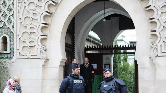 France Shuts Down Allonnes Mosque And Islamic School For Harbouring ‘Radical Islam’ And Promoting ‘Armed Jihad’, Plans To Close 7 More