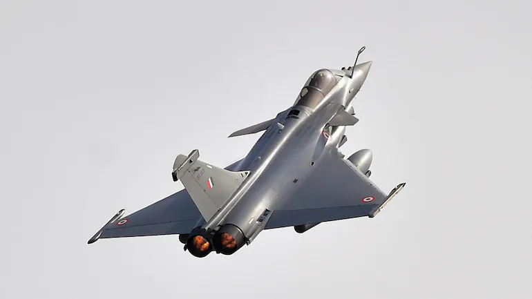 BJP On Rafale INC Means I Need Commission Rafale Row Reignited