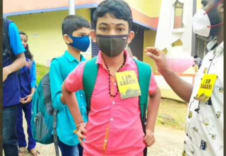 Children Are Not Spared Either -Kids Given Badges Of ‘I Am Babari’ In Kerala School By SDPI Worker