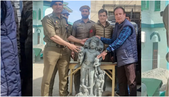 Jammu and Kashmir: Three-headed Ancient Sculpture Of Lord Vishnu Recovered From River Jhelum