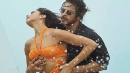 Besharam Rang